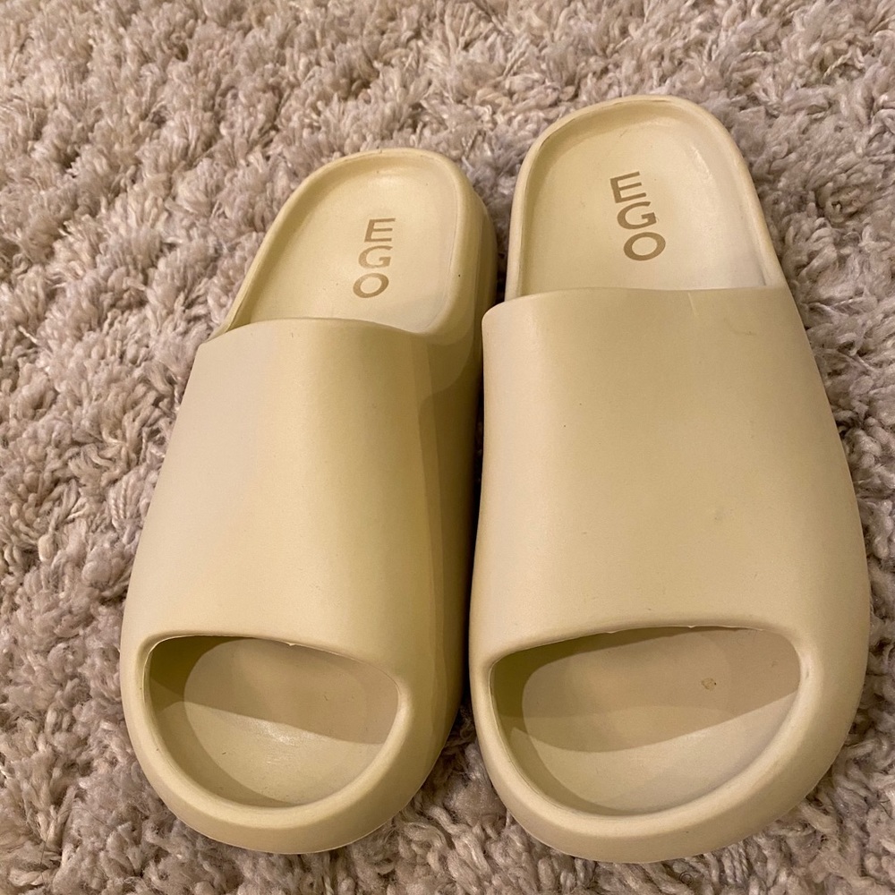 COPY - Ego slides